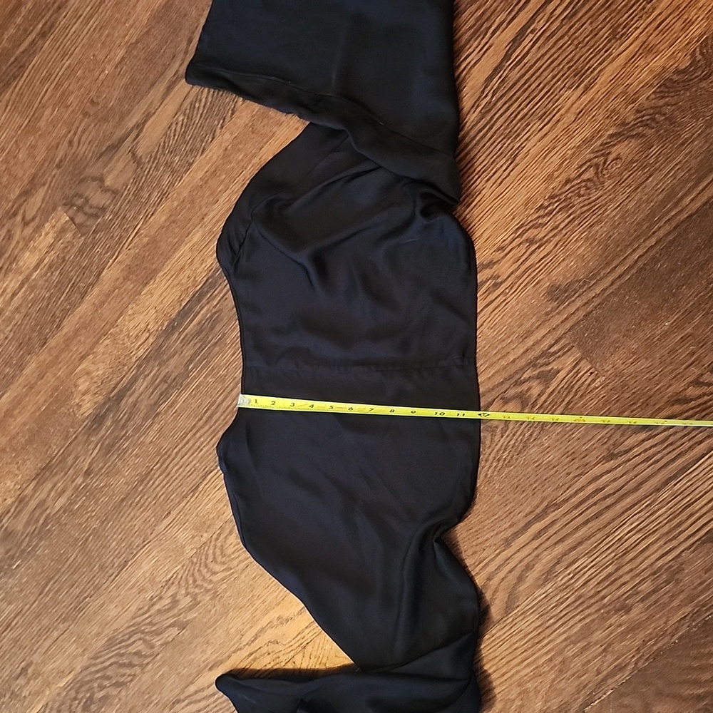L'AGENCE Classic Black Garment Two Piece - Picture 16 of 16